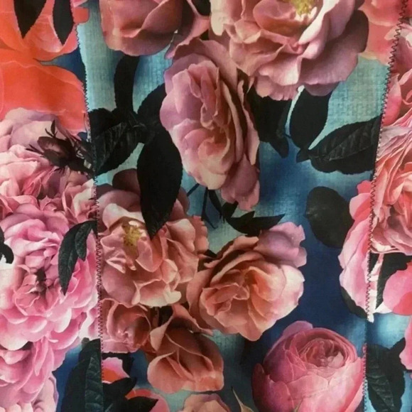 Lululemon Lightened Up Floral Print Slinglet - Picture 3 of 7